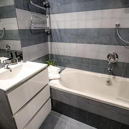 Cozy In San Frediano Apartment *