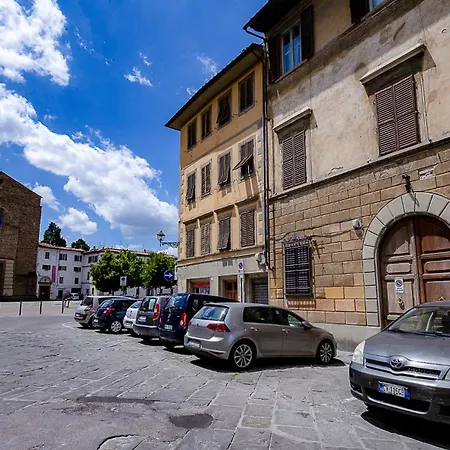 Cozy In San Frediano Apartment Florence